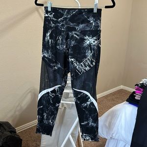 Victorias Secret PINK Leggings | Size M | color black tie die